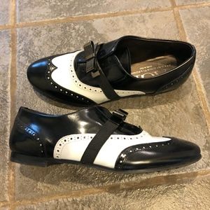 AGL Black/White Brogue Slip-On Loafer